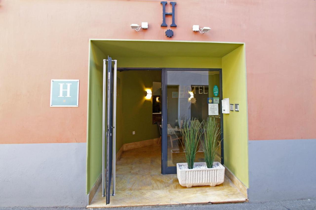 Villa De קולונגה מראה חיצוני תמונה